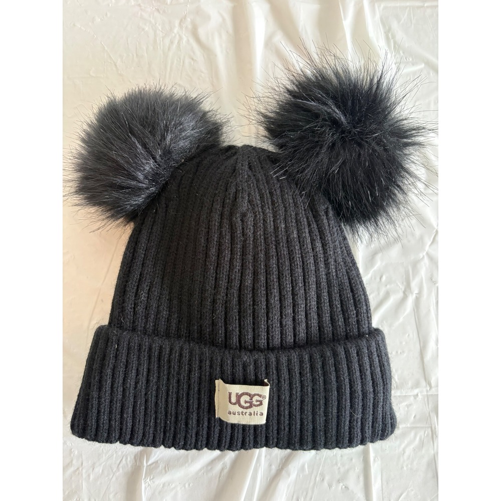 UGG Australia Black Ribbed Knit Double Pom Pom Beanie minimalist neutral oneSize
